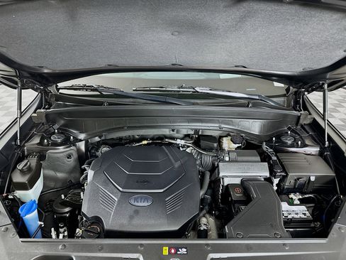 Used 2020 Kia Telluride SX w/ SX Prestige Package image 36