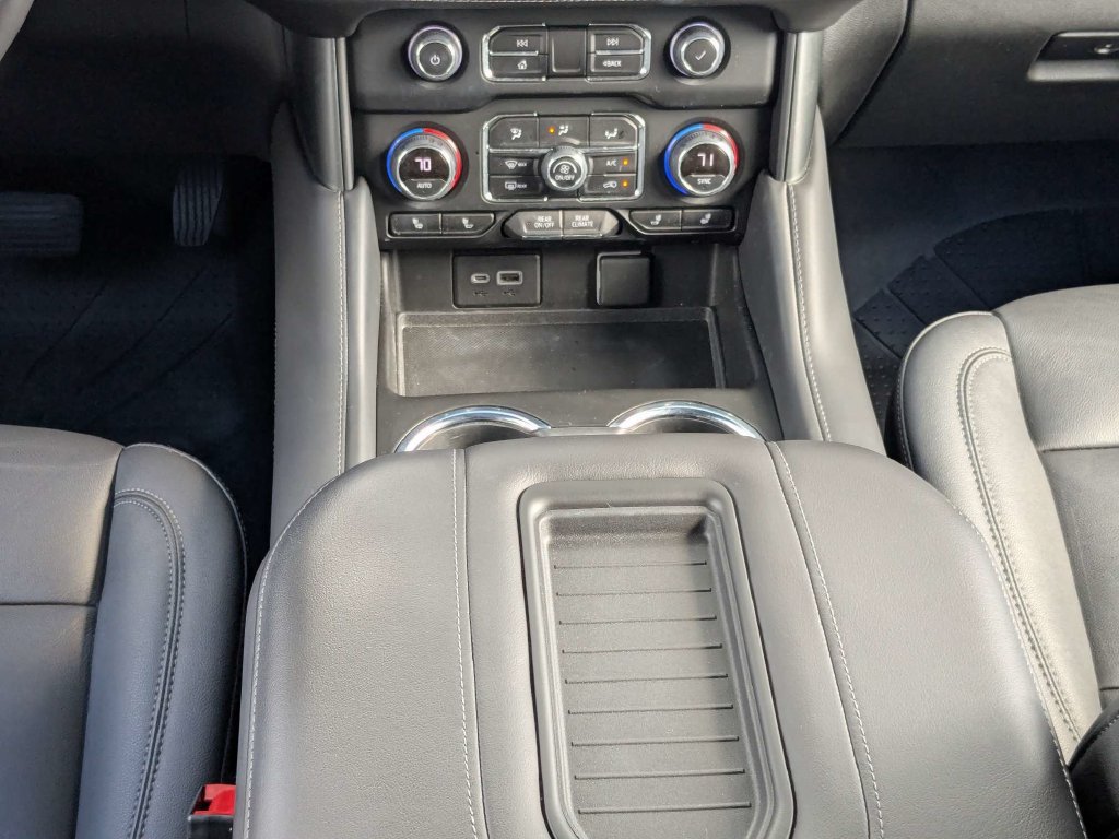 Used 2022 Chevrolet Tahoe LT w/ Luxury Package RWD image 24