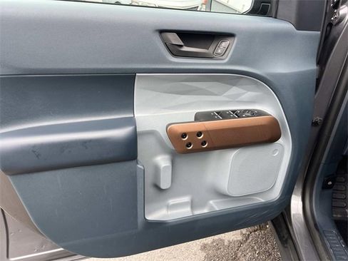 Used 2022 Ford Maverick Lariat image 22