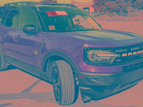 Certified 2024 Ford Bronco Sport Outer Banks AWD/4WD image 1