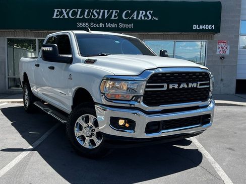 Used 2024 RAM 2500 Big Horn w/ Off Road Package AWD/4WD image 1