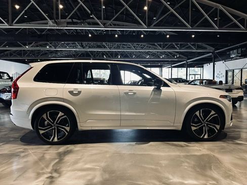Used 2022 Volvo XC90 T8 R-Design w/ Advanced Package AWD/4WD image 6