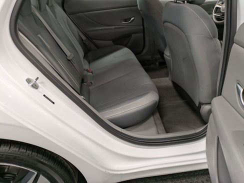 Used 2023 Hyundai Elantra SEL w/ Convenience Package FWD image 26