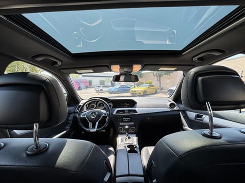 Used 2012 Mercedes-Benz C 250 Sedan image 32