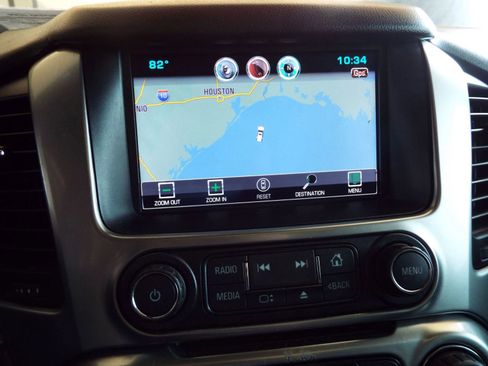 Used 2015 Chevrolet Suburban LTZ image 17