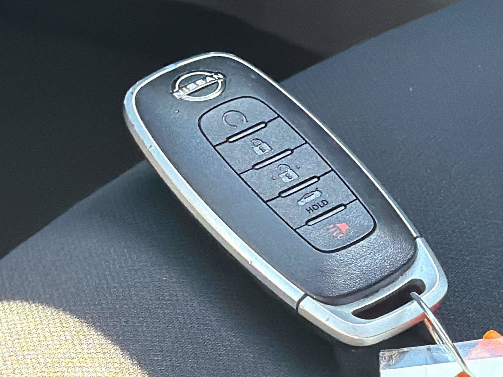 Used 2025 Nissan Sentra SR FWD image 40