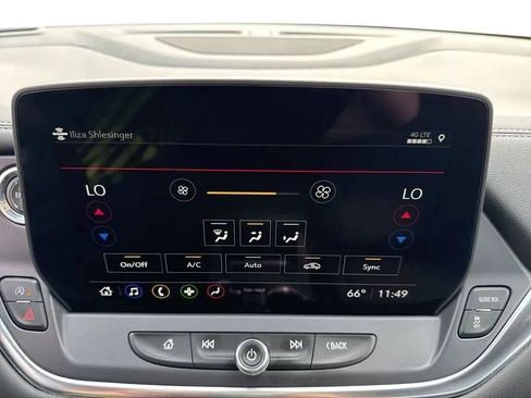Used 2024 Chevrolet Blazer LT w/ Convenience Package FWD image 22