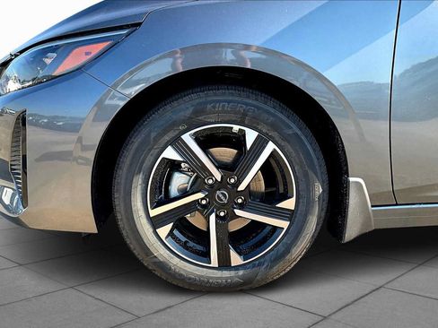 Used 2025 Nissan Sentra SV w/ All-Weather Package FWD image 9