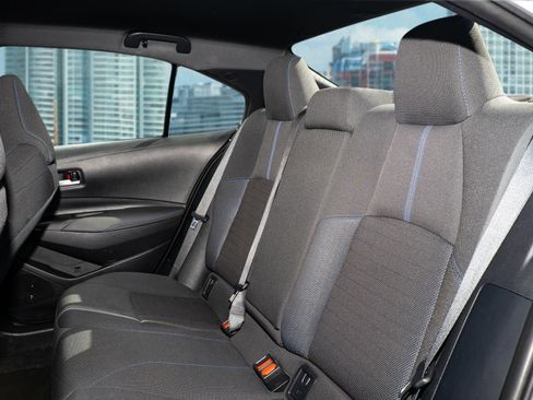 Used 2022 Toyota Corolla SE image 11