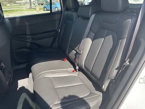 New 2026 Jeep Cherokee Limited AWD/4WD image 43
