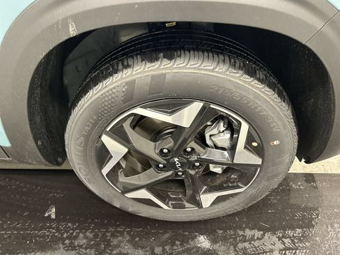New 2026 Kia Seltos S AWD/4WD image 7