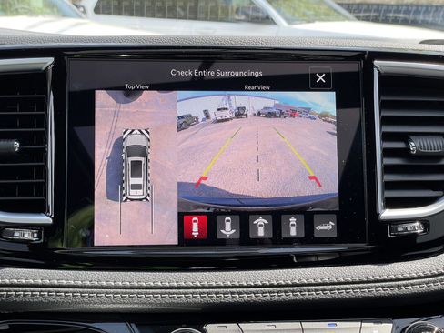 New 2026 Chrysler Pacifica Limited image 20