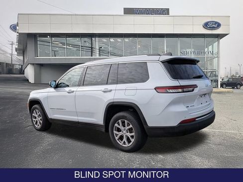 Used 2022 Jeep Grand Cherokee L Limited AWD/4WD image 5