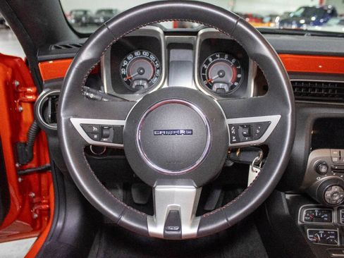 Used 2010 Chevrolet Camaro SS w/ RS Package RWD image 11