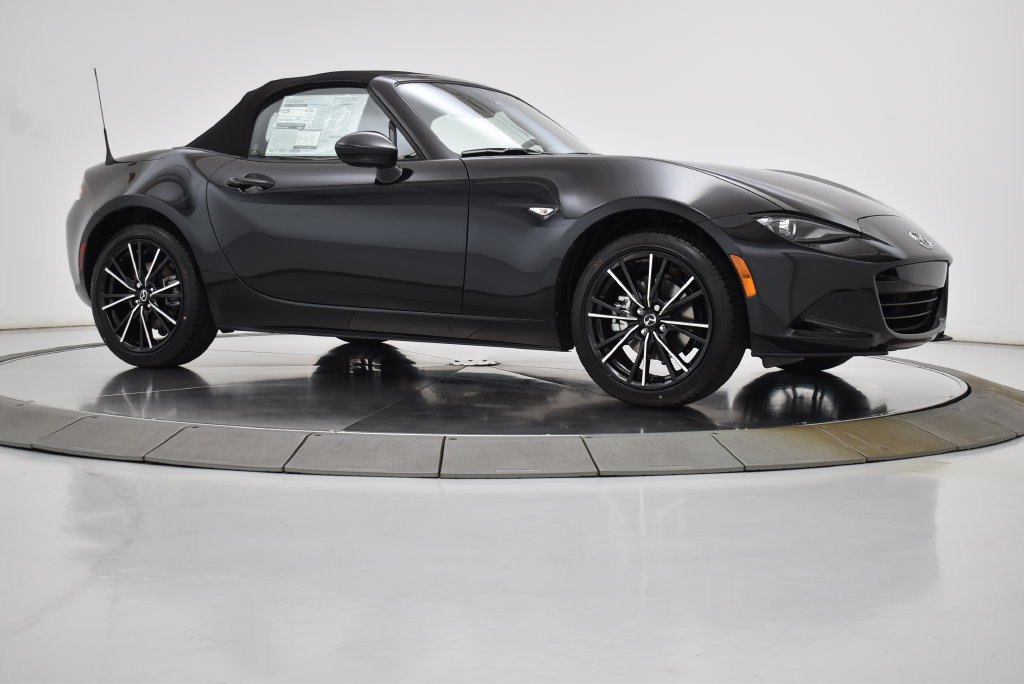 New 2026 MAZDA MX-5 Miata Grand Touring w/ Weather Package RWD image 12