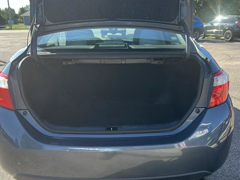 Used 2014 Toyota Corolla LE FWD image 20