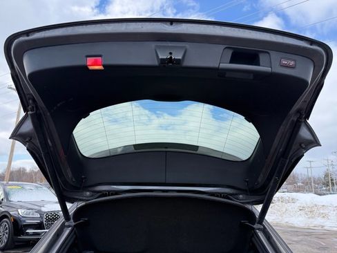 Used 2020 Mercedes-Benz GLA 250 4MATIC image 23