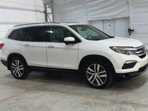 Used 2016 Honda Pilot Touring image 6