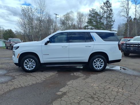 Used 2025 Chevrolet Tahoe LT AWD/4WD image 2