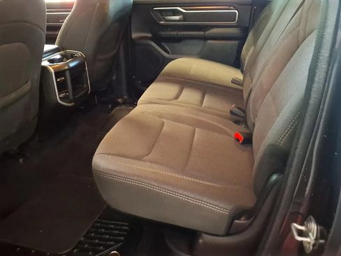 Used 2019 RAM 1500 Big Horn AWD/4WD image 15