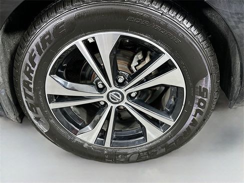 Used 2023 Nissan Sentra SV image 27