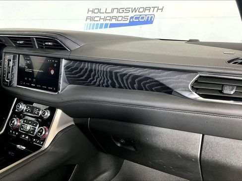 Used 2024 GMC Yukon Denali image 12