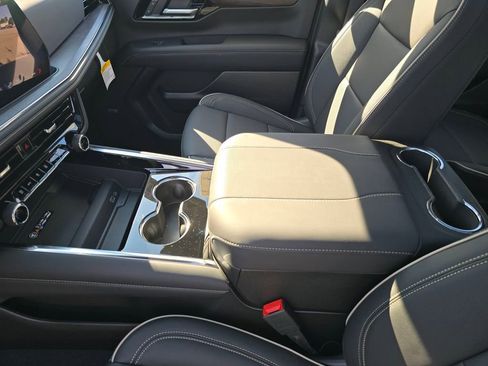 New 2026 Chevrolet Tahoe Premier w/ Sun And Tow Package AWD/4WD image 26