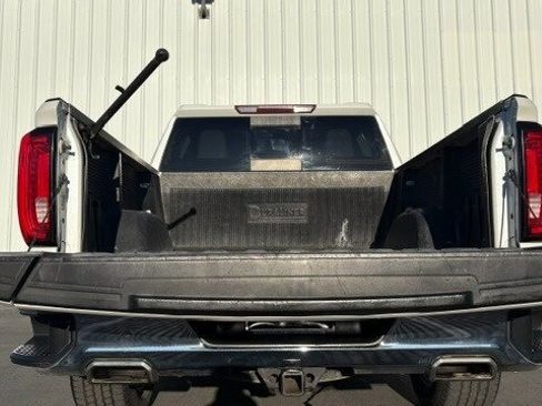 Used 2019 GMC Sierra 1500 SLT w/ SLT Premium Package AWD/4WD image 29