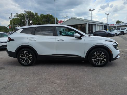 Certified 2023 Kia Sportage EX FWD image 4