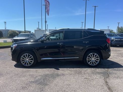 Used 2023 GMC Terrain Denali AWD/4WD image 6