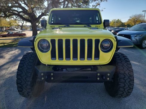 Used 2023 Jeep Wrangler Rubicon w/ Cold Weather Group image 2