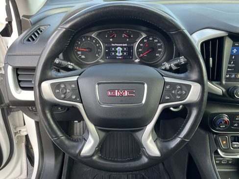 Used 2021 GMC Terrain SLT image 19