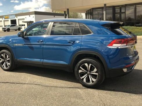 Used 2026 Volkswagen Atlas Cross Sport SE AWD/4WD image 6
