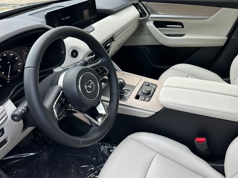 New 2026 MAZDA CX-90 3.3 Turbo w/ Premium Plus Pkg image 10