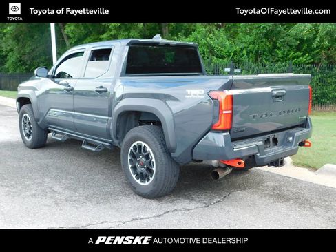 Used 2025 Toyota Tacoma TRD Off-Road AWD/4WD image 3