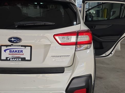 Used 2018 Subaru Crosstrek 2.0i Premium image 32