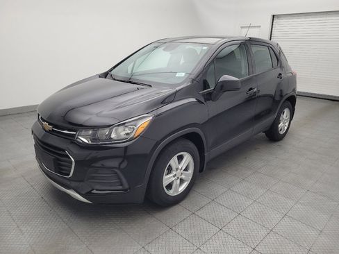 Used 2020 Chevrolet Trax LS w/ LPO, Protection Package FWD image 2
