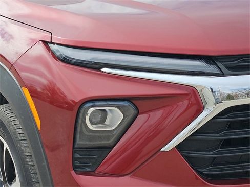 Used 2024 Chevrolet TrailBlazer LT w/ Convenience Package image 8