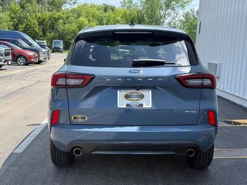 Certified 2024 Ford Escape ST-Line w/ Tech Pack #1 AWD/4WD image 4