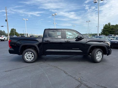 Used 2026 Toyota Tundra SR5 AWD/4WD image 10