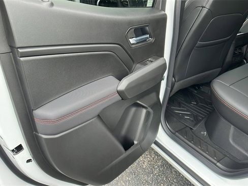 New 2026 Chevrolet Colorado Z71 w/ Technology Package image 16