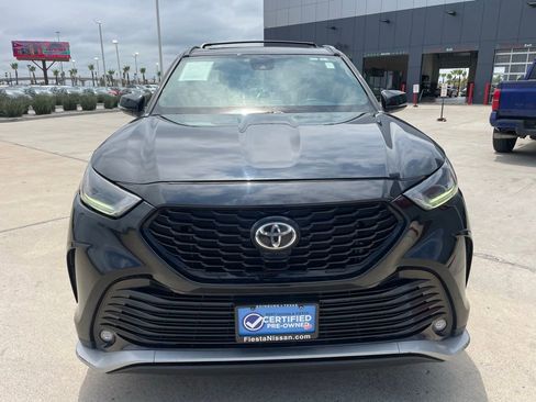 Used 2023 Toyota Highlander XSE image 6