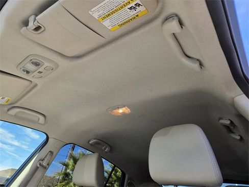 Used 2014 Subaru Crosstrek 2.0i Limited image 10