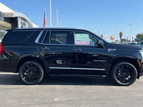 New 2026 GMC Yukon Elevation AWD/4WD image 3