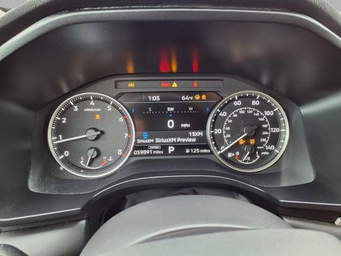 Used 2024 Mitsubishi Outlander SE image 16