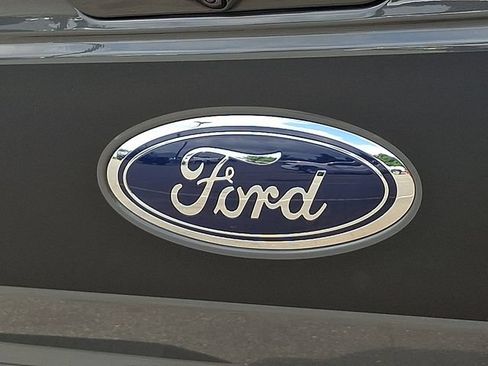 Used 2018 Ford F150 Raptor w/ Equipment Group 802A Luxury AWD/4WD image 31