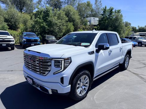 New 2026 GMC Sierra 1500 Denali AWD/4WD image 1