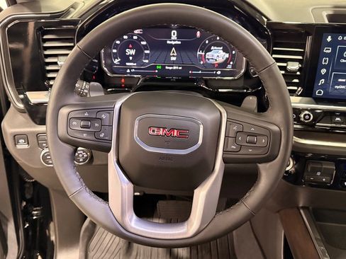 Used 2025 GMC Sierra 1500 SLT w/ SLT Premium Plus Package image 18