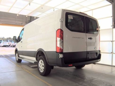 Used 2025 Ford Transit 250 Low Roof w/ Exterior Upgrade Package RWD image 4