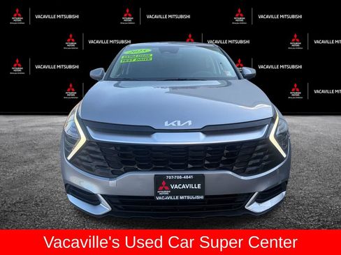 Used 2025 Kia Sportage LX FWD image 8